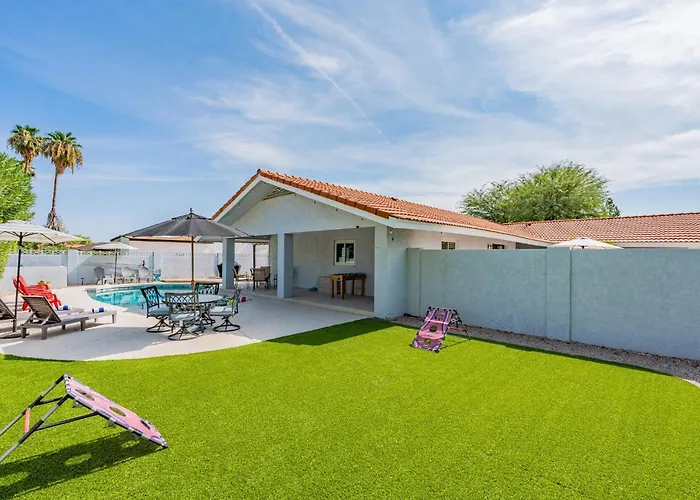 Ivy House * Mesa